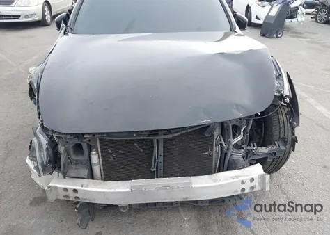 2013 Infiniti G37 Journey z USA, uszkodzony, nr VIN JN1CV6AP5DM305816